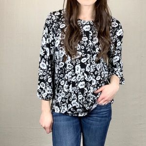NEW! KARL LAGERFELD Floral Pleated Blouse